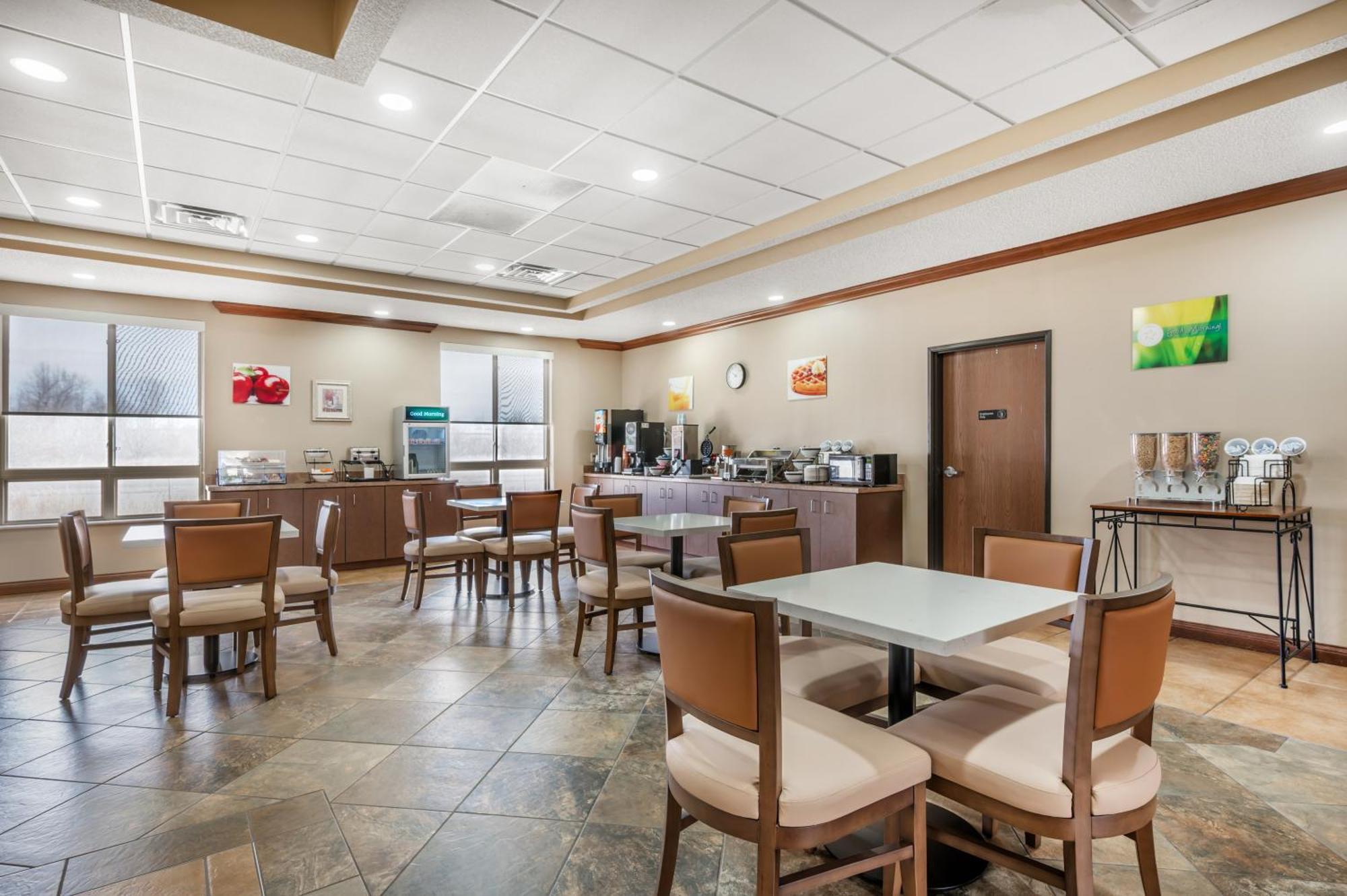 Quality Inn & Suites Rockport-Owensboro North Gold Award Winner Екстериор снимка