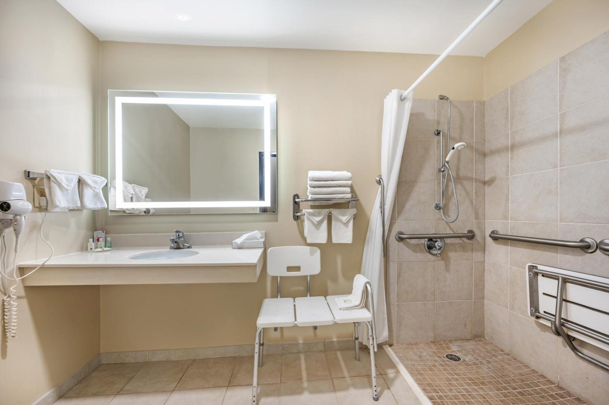 Quality Inn & Suites Rockport-Owensboro North Gold Award Winner Екстериор снимка